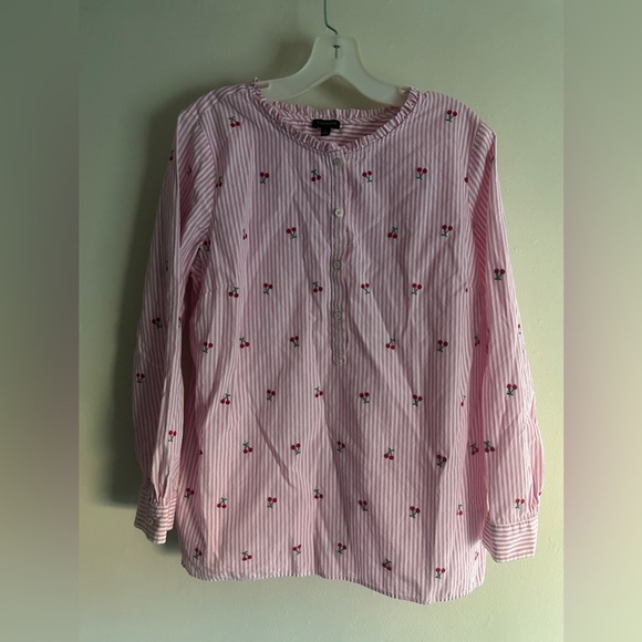 Talbots Women’s Shirt Jacquard Popover Cherry print - Picture 1 of 8